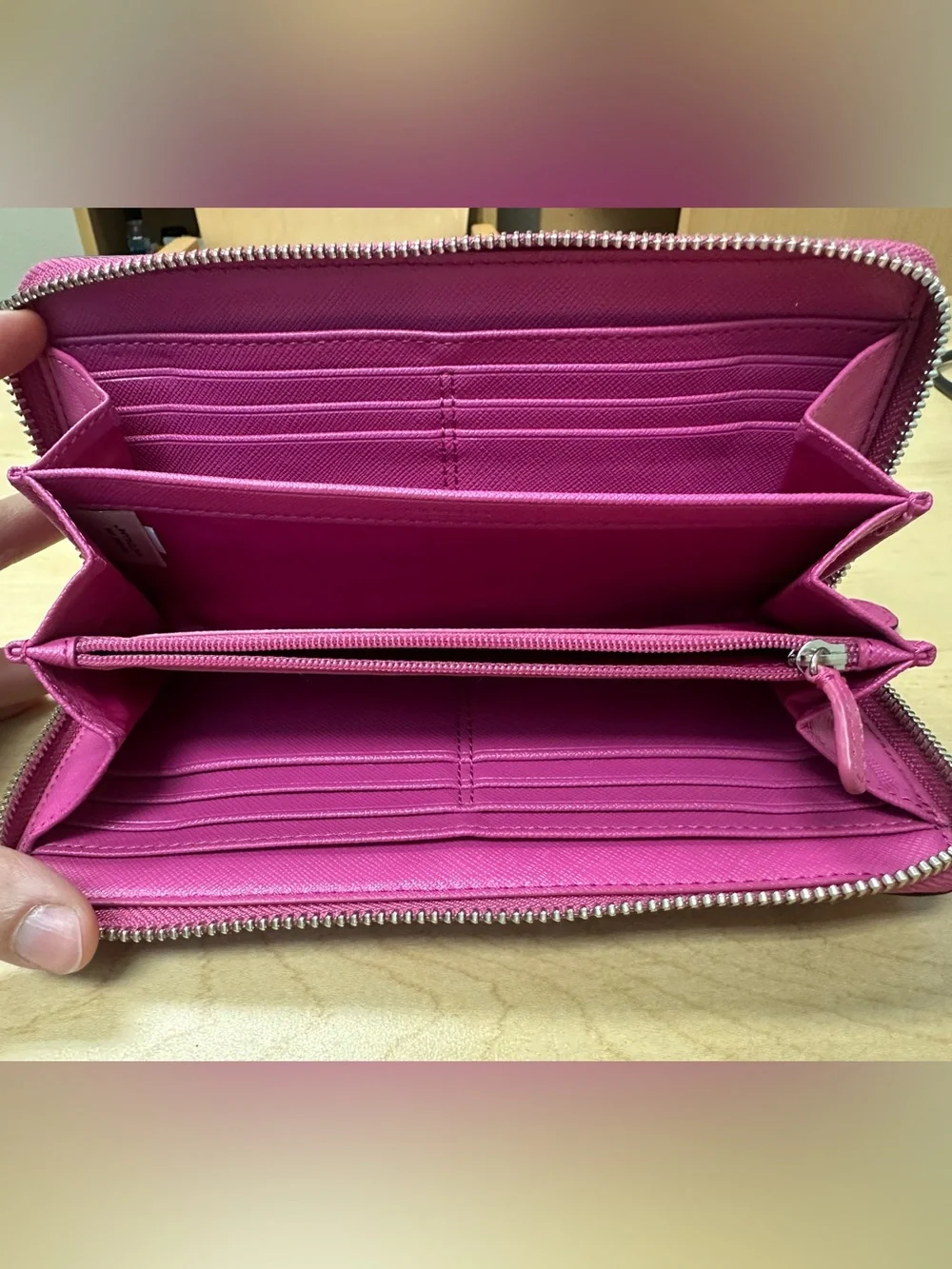 Coach Magenta Crossgrain Leather Zip Around Wallet 🩷 - Picture 5 of 6